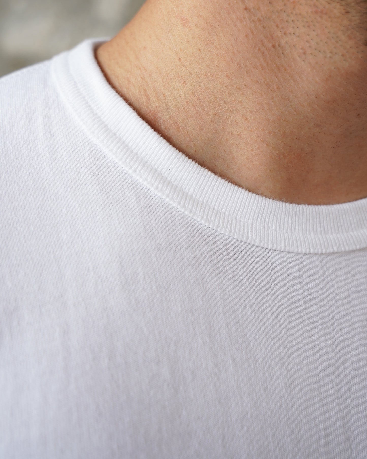 Crewneck T-shirt - Ultimate Pima Tsuriami - White | Wonder Looper