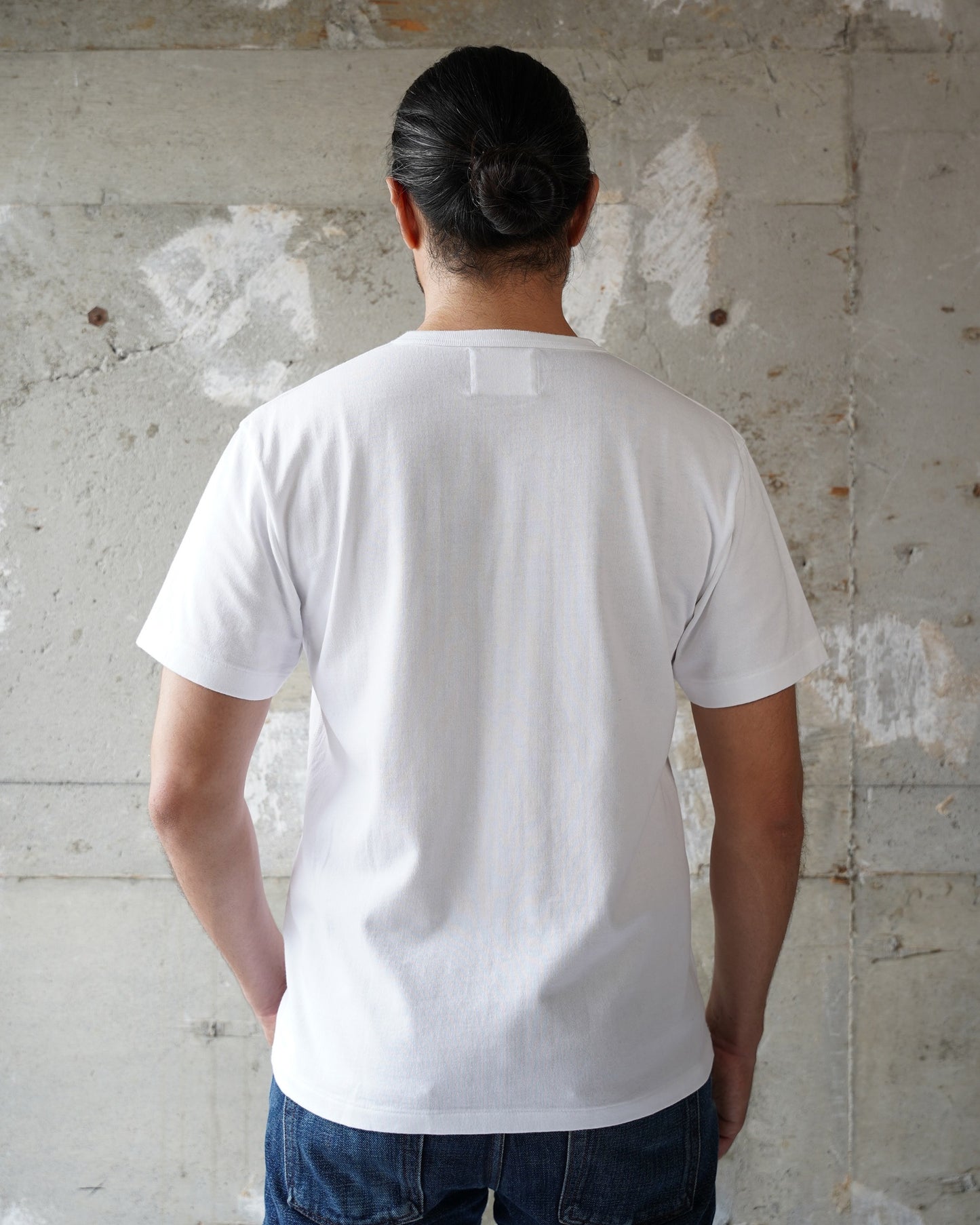 Crewneck T-shirt - Ultimate Pima Tsuriami - White | Wonder Looper